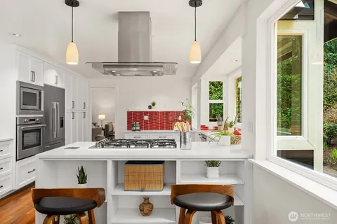$1,678,000 | 1817 220th Place Northeast, Sammamish, WA 98074