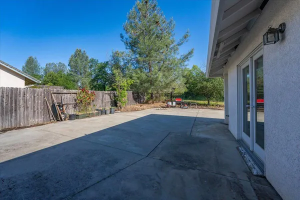 $464,500 | 2652 Brooch Court, Redding, CA 96001