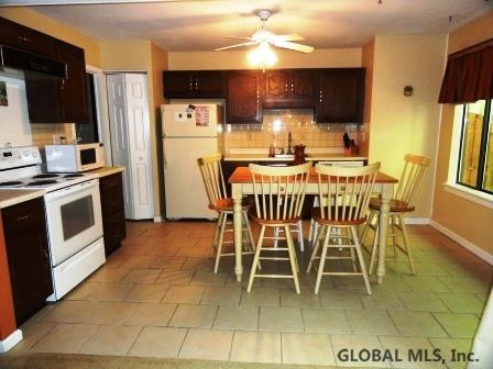 13 Snowberry Road Malta, NY 12020 - Photo 8 of 13 Photo 8