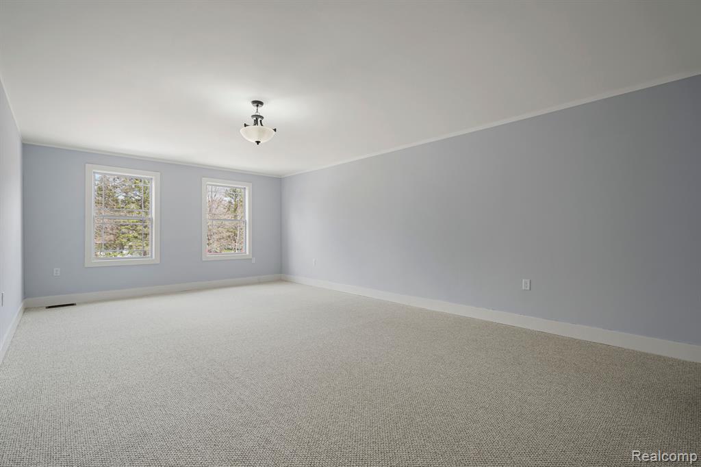 9050 Tower Road South Lyon, MI 48178 - Photo 13 of 32