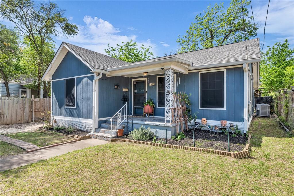 820 North 34th Street Waco, TX 76710 - Photo 1 of 1 a backyard of a house with yard and outdoor seating