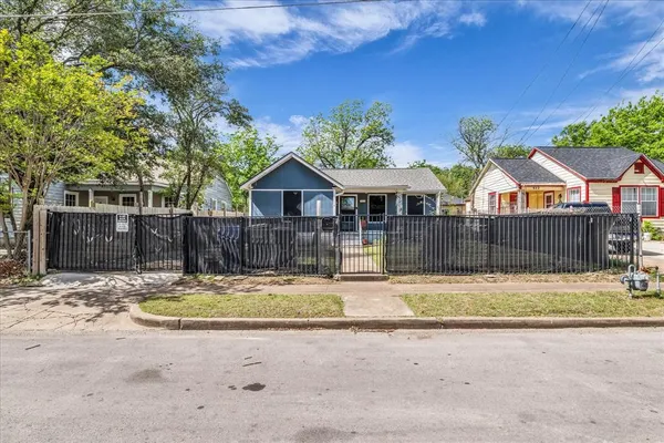 $156,000 | 820 North 34th Street, Waco, TX 76710
