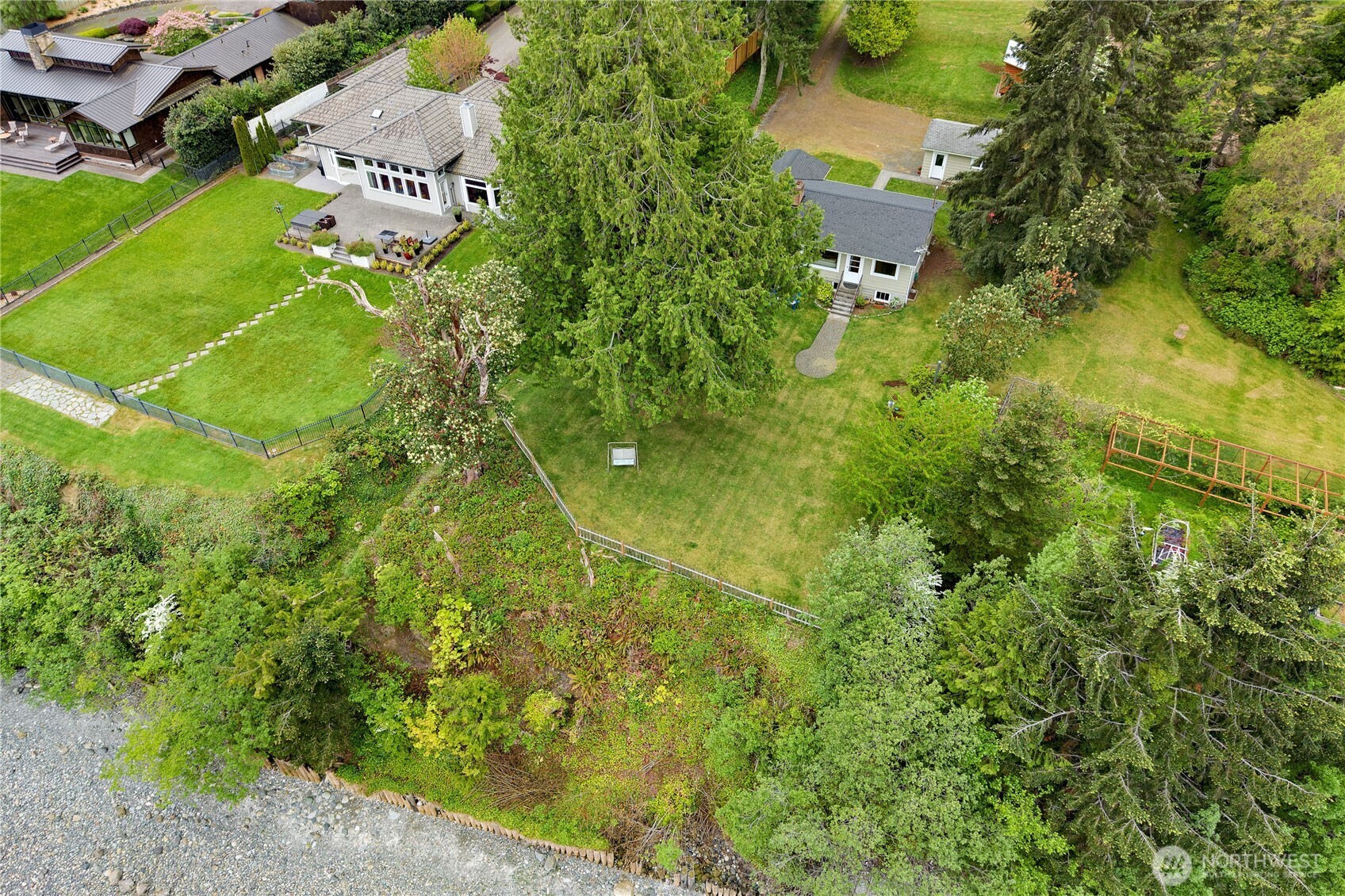 23932 Jefferson Point Road Northeast Kingston, WA 98346 - Photo 39 of 40 Gallery Image 39