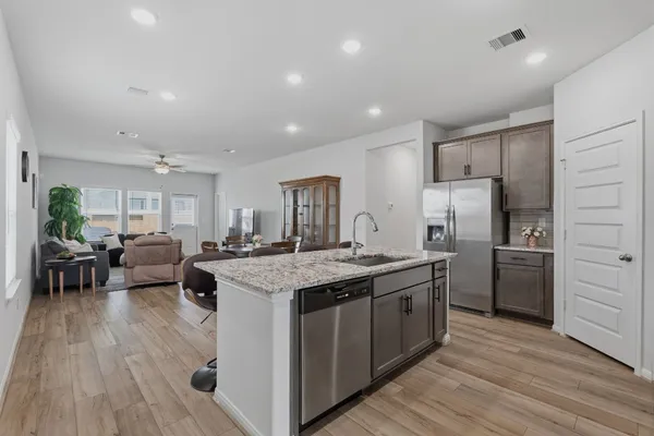 $3,300 | 8320 Bristlecone Pine Way, Magnolia, TX 77354