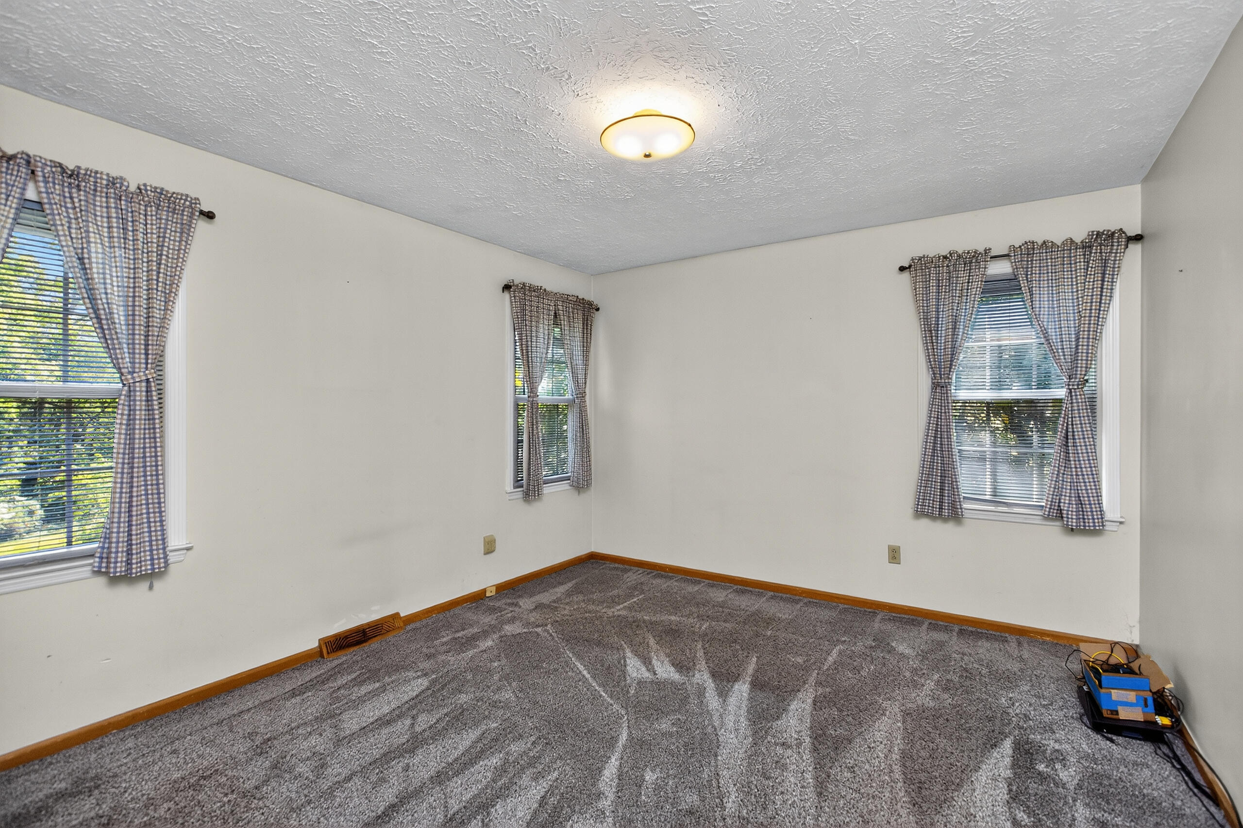 398 Pine Ridge Road Winchester, KY 40391 - Photo 14 of 25 114