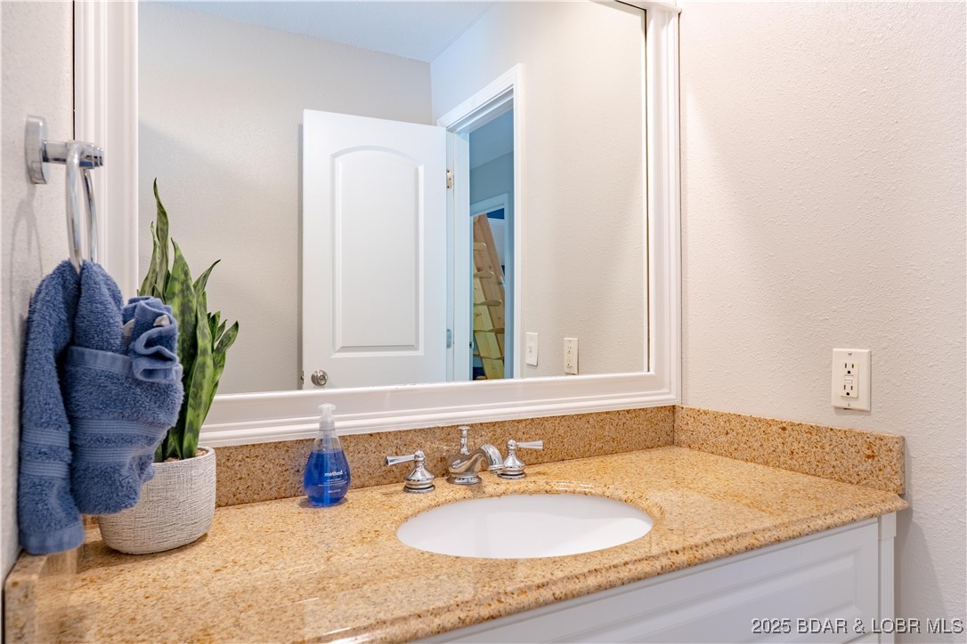 32 Lake Village Road Eldon, MO 65026 - Photo 17 of 49 Granite tops