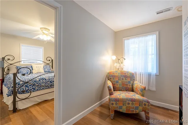 $675,000 | 32 Lake Village Road, Eldon, MO 65026