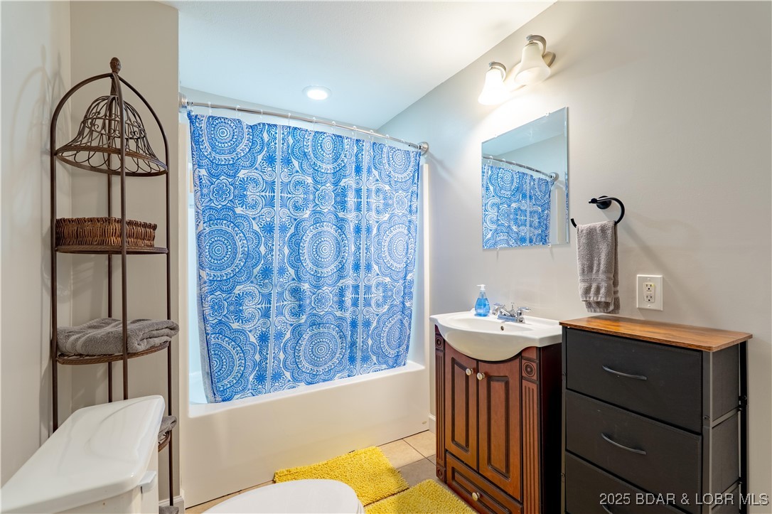 32 Lake Village Road Eldon, MO 65026 - Photo 26 of 49 ensuite