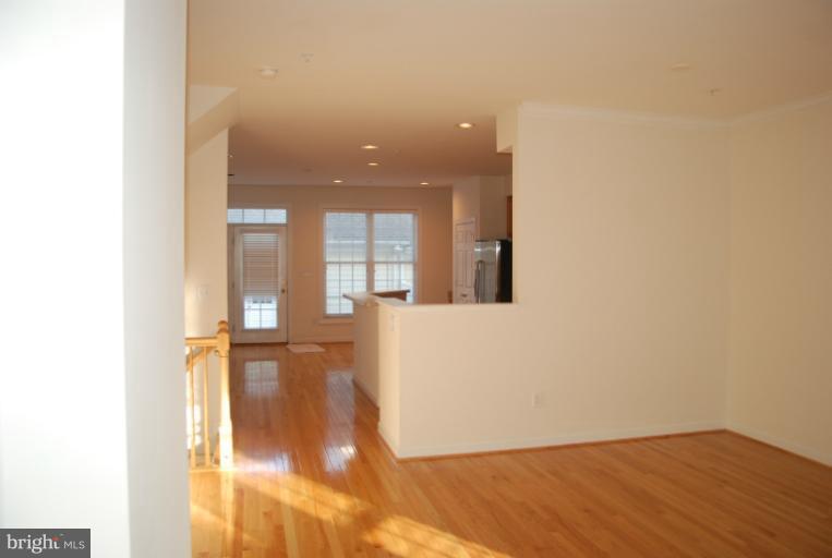 3655 Tavistock Road Frederick, MD 21704 - Photo 9 of 25 Living Room