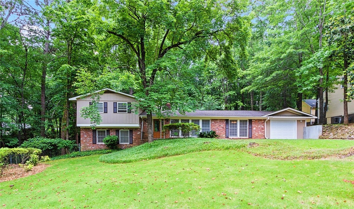 1206 Old Mill Road Auburn, AL 36830 - Photo 2 of 23 Gallery Image 2