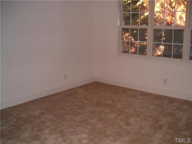4017 Beaufain Street Raleigh, NC 27604 - Photo 4 of 8