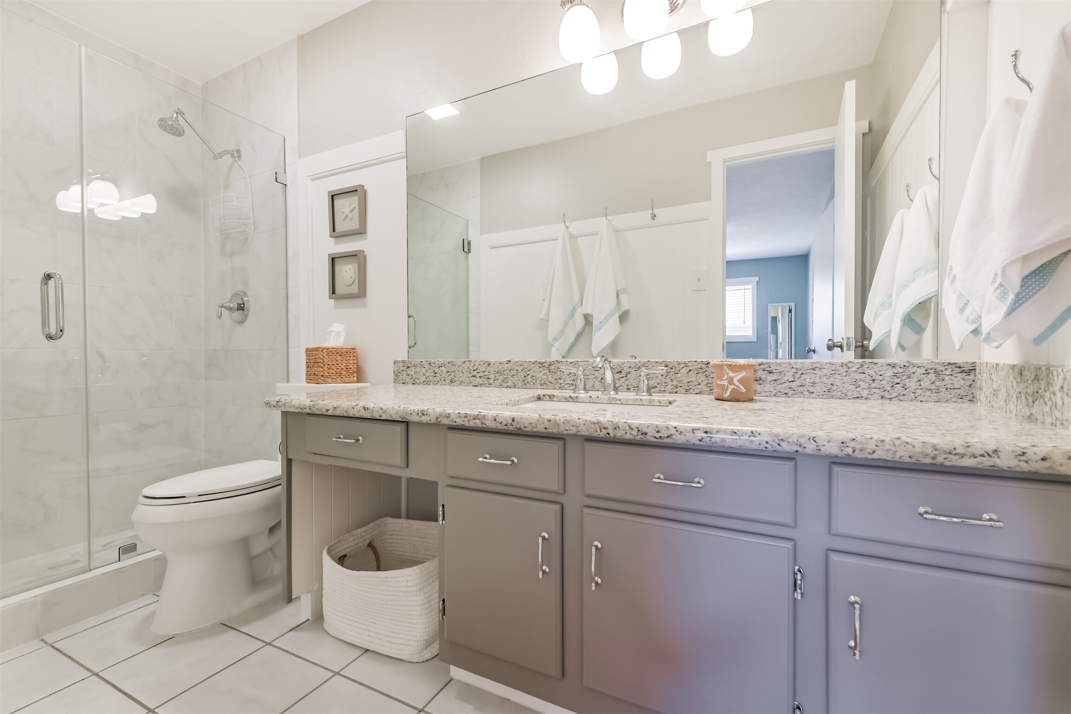 801 River Road, Unit 106F Montgomery, TX 77356 - Photo 12 of 39 Bathroom 2 with large vanity and lots of storage!