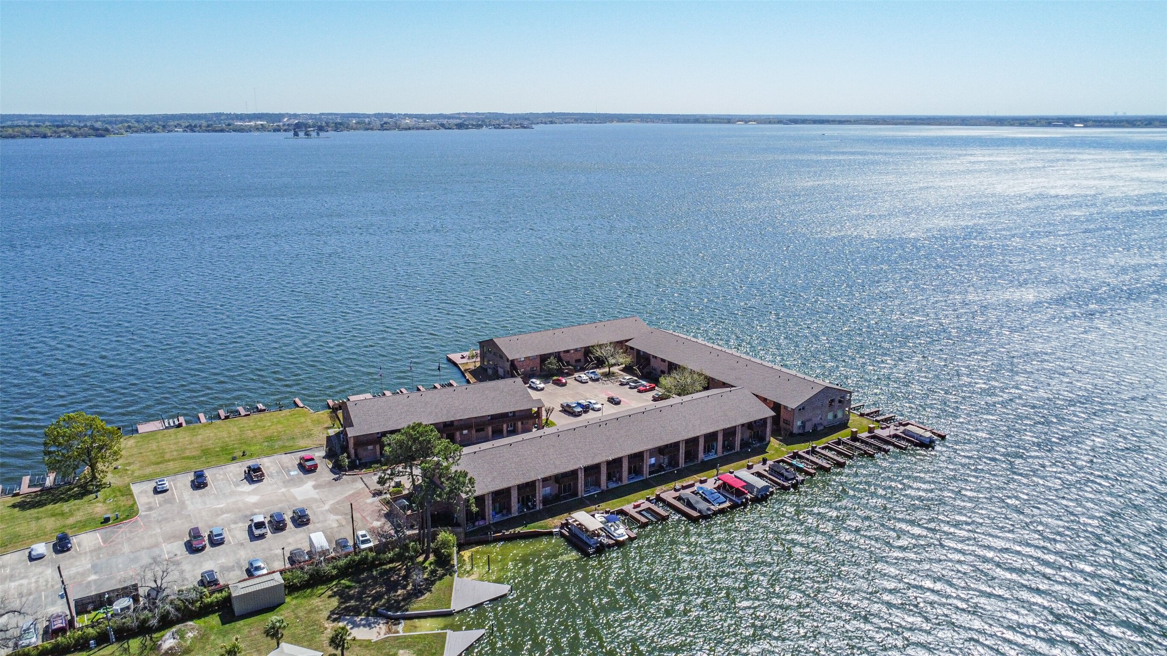 801 River Road, Unit 106F Montgomery, TX 77356 - Photo 22 of 39 Easy access to Margaritaville Resort or any restaurant on the lake.