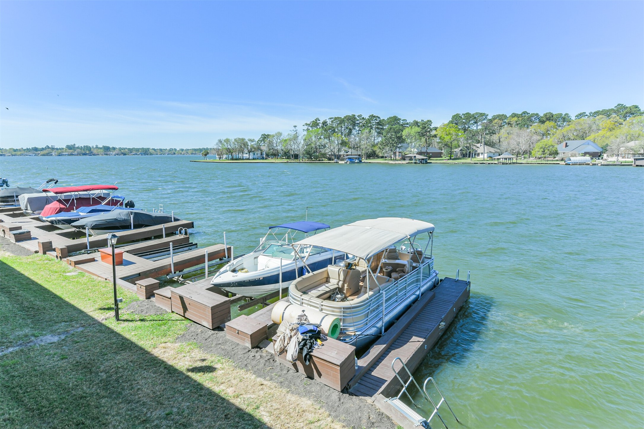 801 River Road, Unit 106F Montgomery, TX 77356 - Photo 26 of 39 Another view of the cove