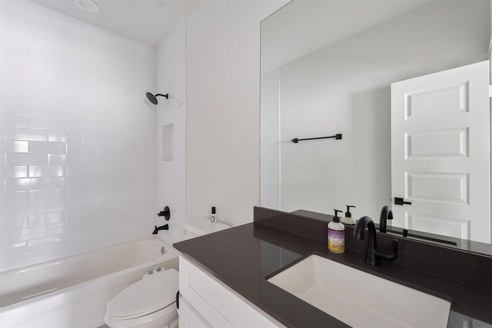 4113 Austin Street Houston, TX 77004 - Photo 9 of 21 Gallery Image 9