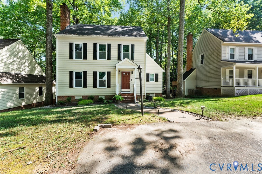5605 Chatmoss Road Midlothian, VA 23112 - Photo 1 of 31