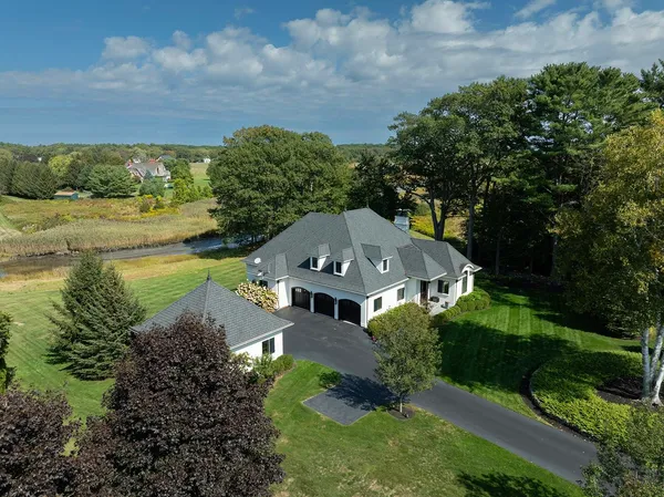 $5,689,000 | 12 Runnymede Drive, North Hampton, NH 03862