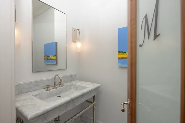 $5,689,000 | 12 Runnymede Drive, North Hampton, NH 03862