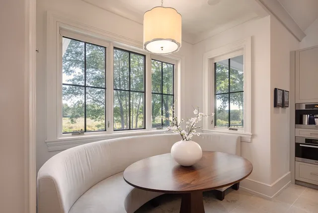 $5,689,000 | 12 Runnymede Drive, North Hampton, NH 03862