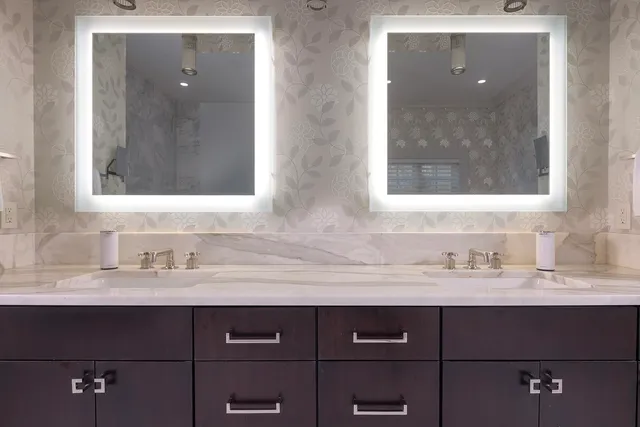 $5,689,000 | 12 Runnymede Drive, North Hampton, NH 03862