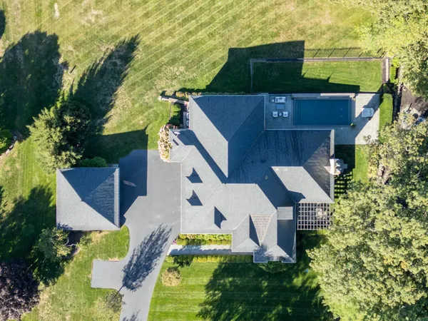 $5,689,000 | 12 Runnymede Drive, North Hampton, NH 03862