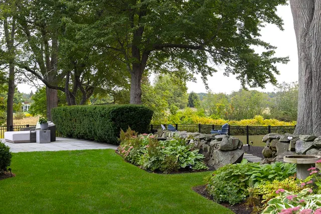 $5,689,000 | 12 Runnymede Drive, North Hampton, NH 03862