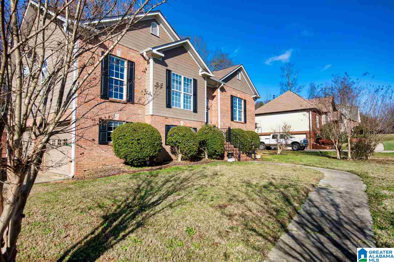119 Heather Ridge Drive Pelham, AL 35124 - Photo 2 of 37