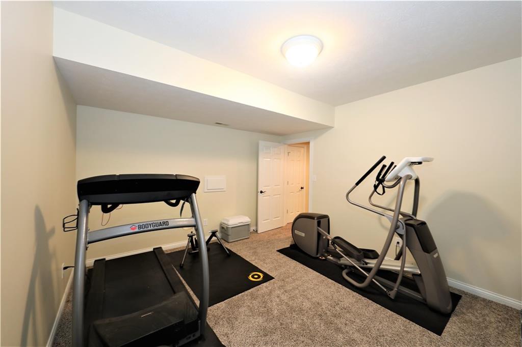 12173 Bridgewater Road Indianapolis, IN 46256 - Photo 26 of 33 Gallery Image 26