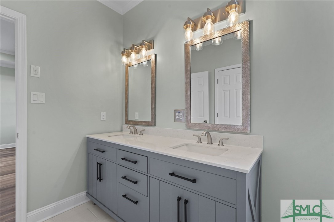 210 Burton Road Savannah, GA 31405 - Photo 24 of 48 Primary Bathroom