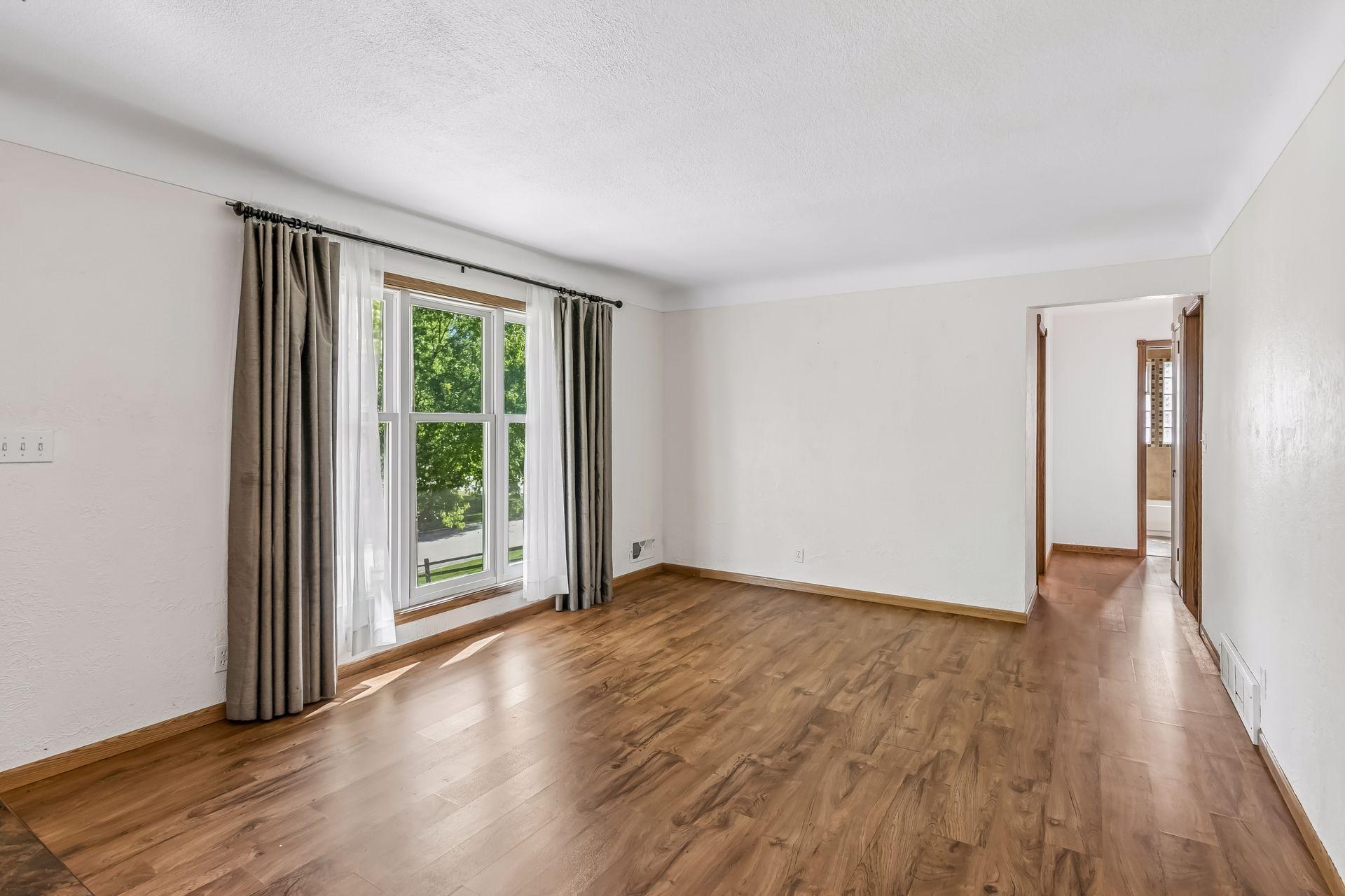 3209 Random Road Eagan, MN 55121 - Photo 6 of 42 Gallery Image 6