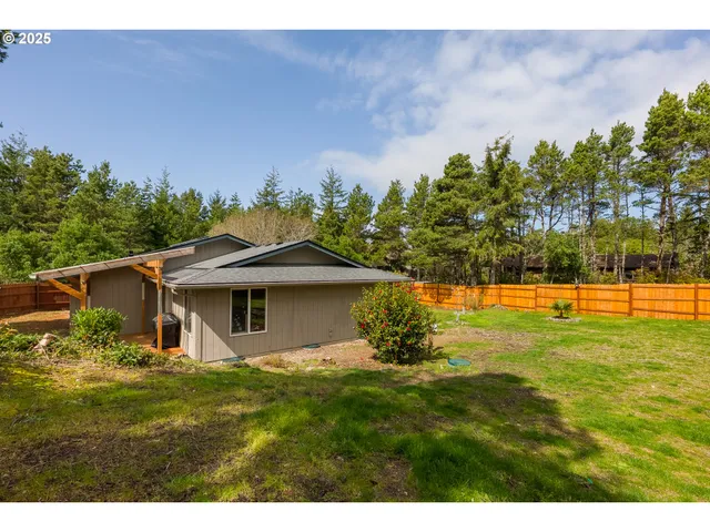 $525,000 | 87808 Saltaire Street, Florence, OR 97439