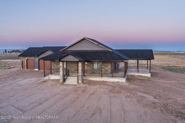 $834,000 | 62 Big Loop Road, Pinedale, WY 82941