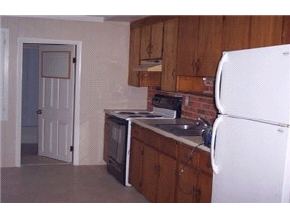 52 Central Street Claremont, NH 03743 - Photo 4 of 9