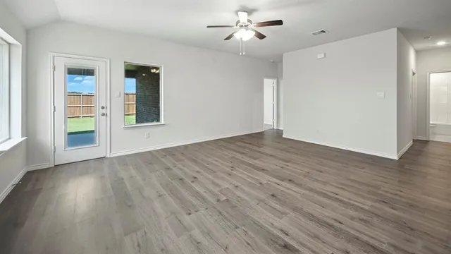 $367,085 | 3516 Cedar Crk Road, Pilot Point, TX 76258