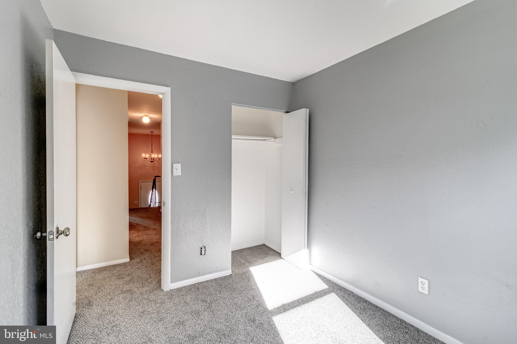 982 Topview Drive Edgewood, MD 21040 - Photo 20 of 25 an empty room with closet