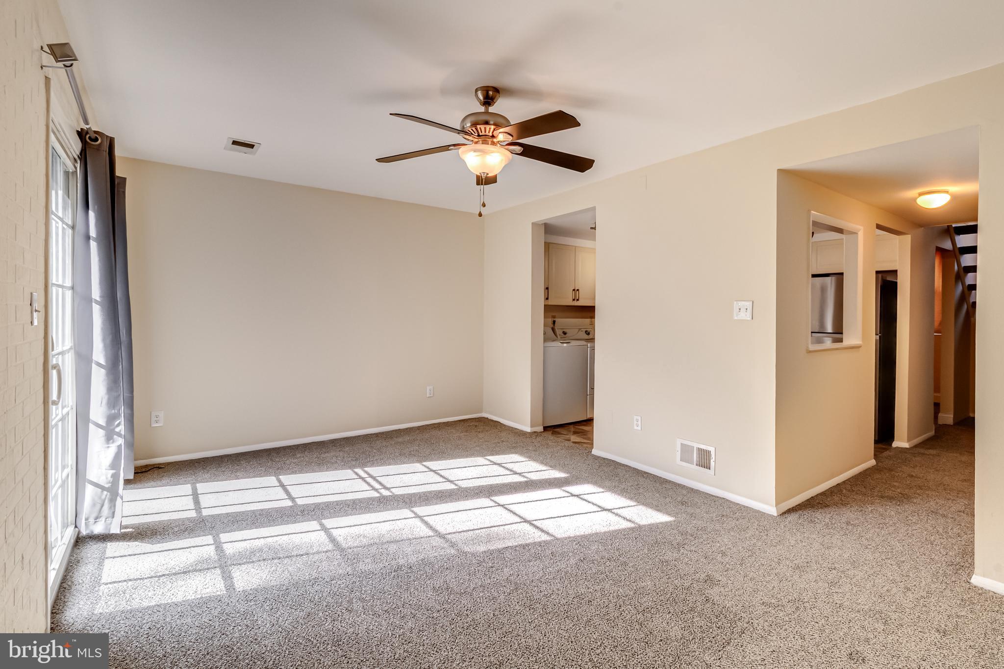 982 Topview Drive Edgewood, MD 21040 - Photo 5 of 25 a view of empty room with ceiling fan