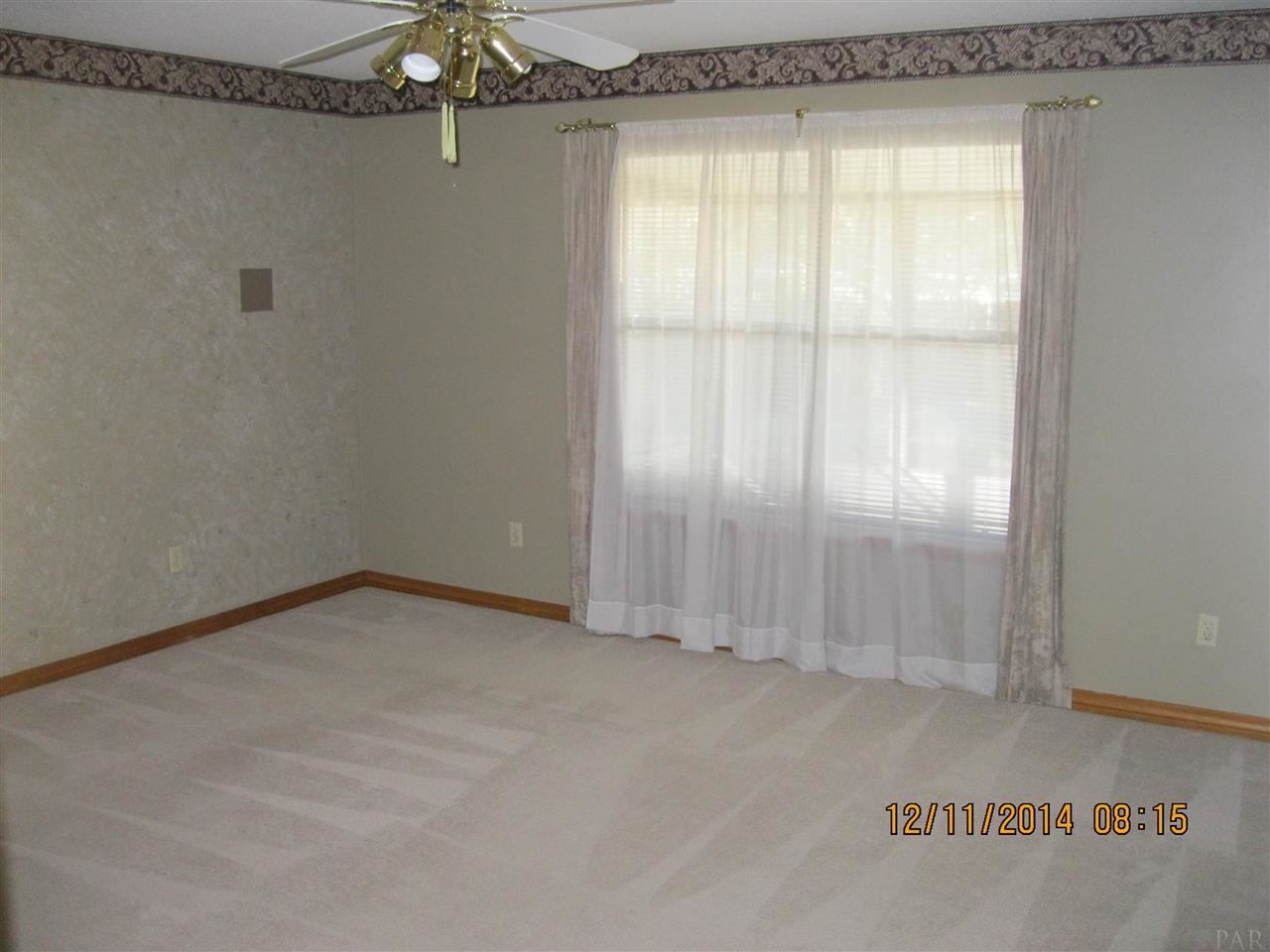 3213 Copper Ridge Circle Cantonment, FL 32533 - Photo 6 of 10 Gallery Image 6