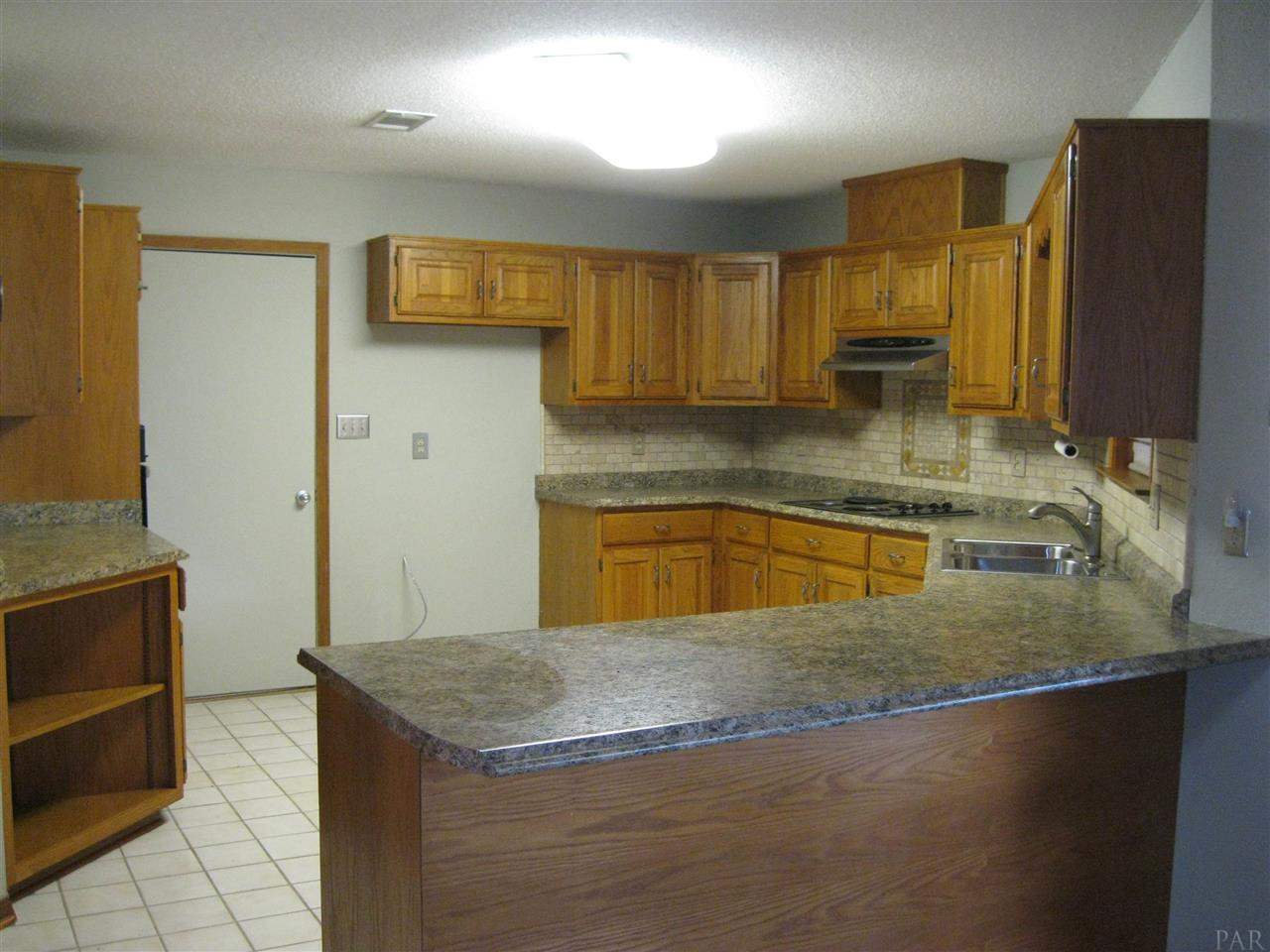 3213 Copper Ridge Circle Cantonment, FL 32533 - Photo 8 of 10 Gallery Image 8