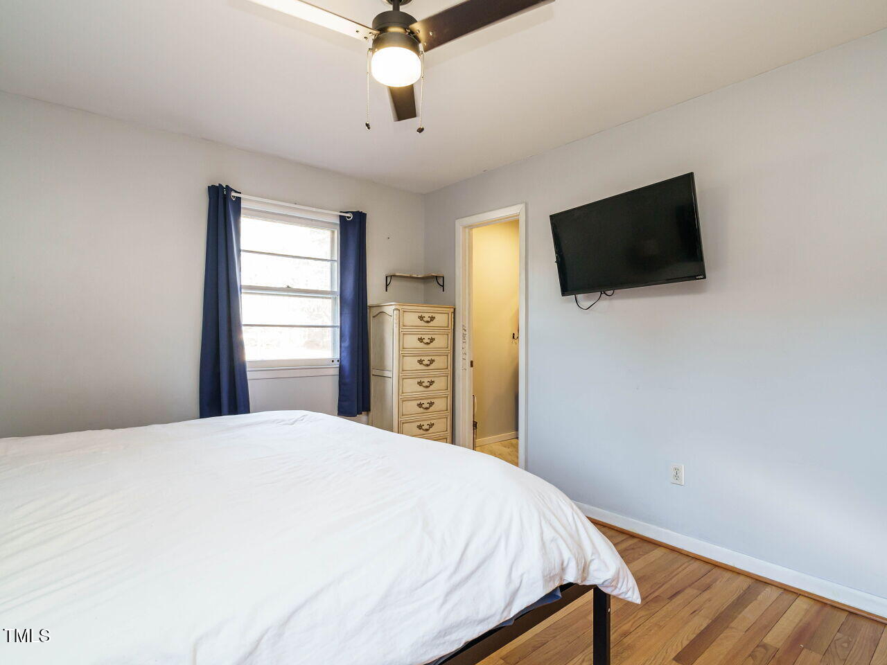 1411 Vandora Springs Road Garner, NC 27529 - Photo 16 of 29 018-1280x960-primary-br