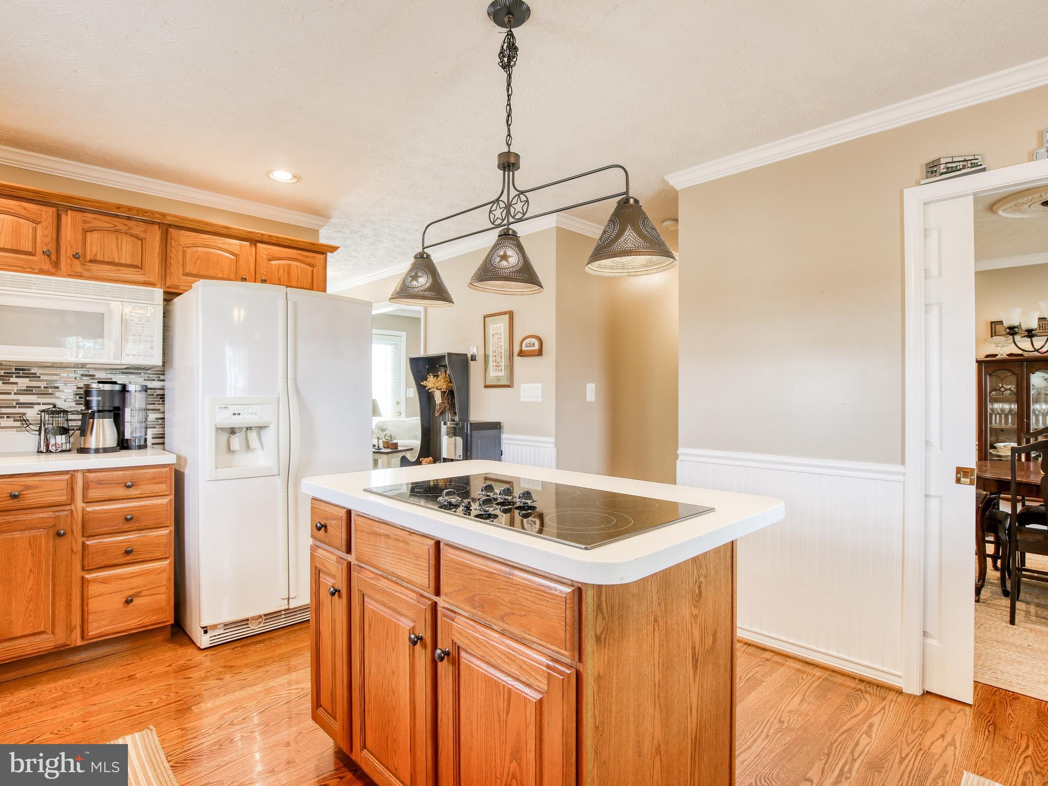 1714 Apple Pie Ridge Road Winchester, VA 22603 - Photo 18 of 44 Kitchen with island cooktop