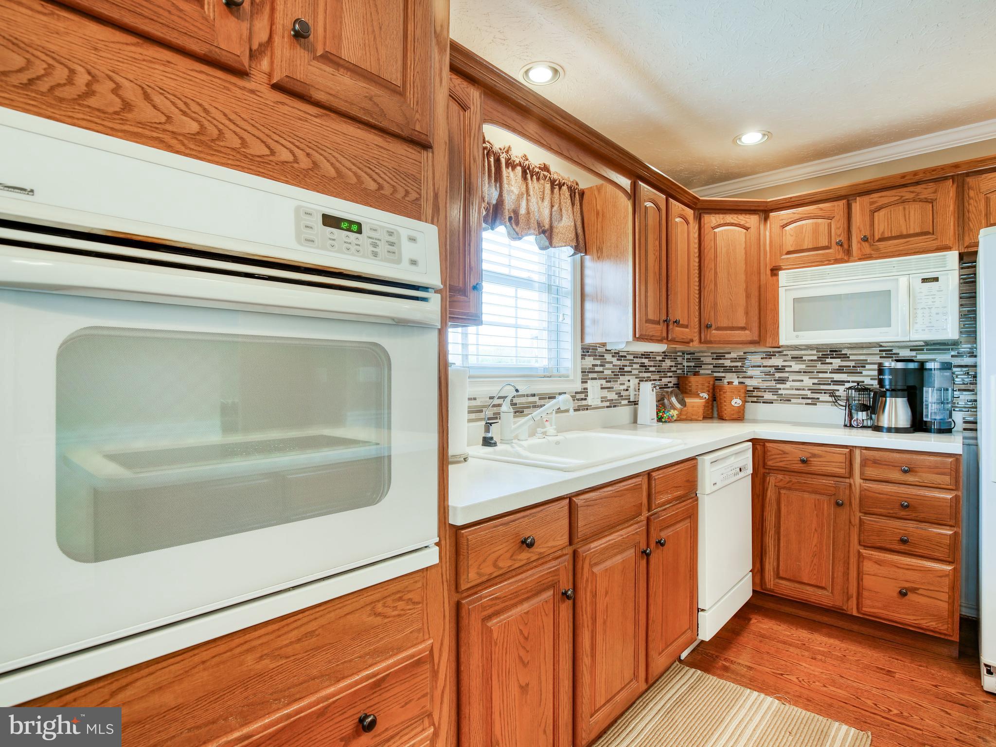 1714 Apple Pie Ridge Road Winchester, VA 22603 - Photo 21 of 44 Kitchen offers tile backsplash