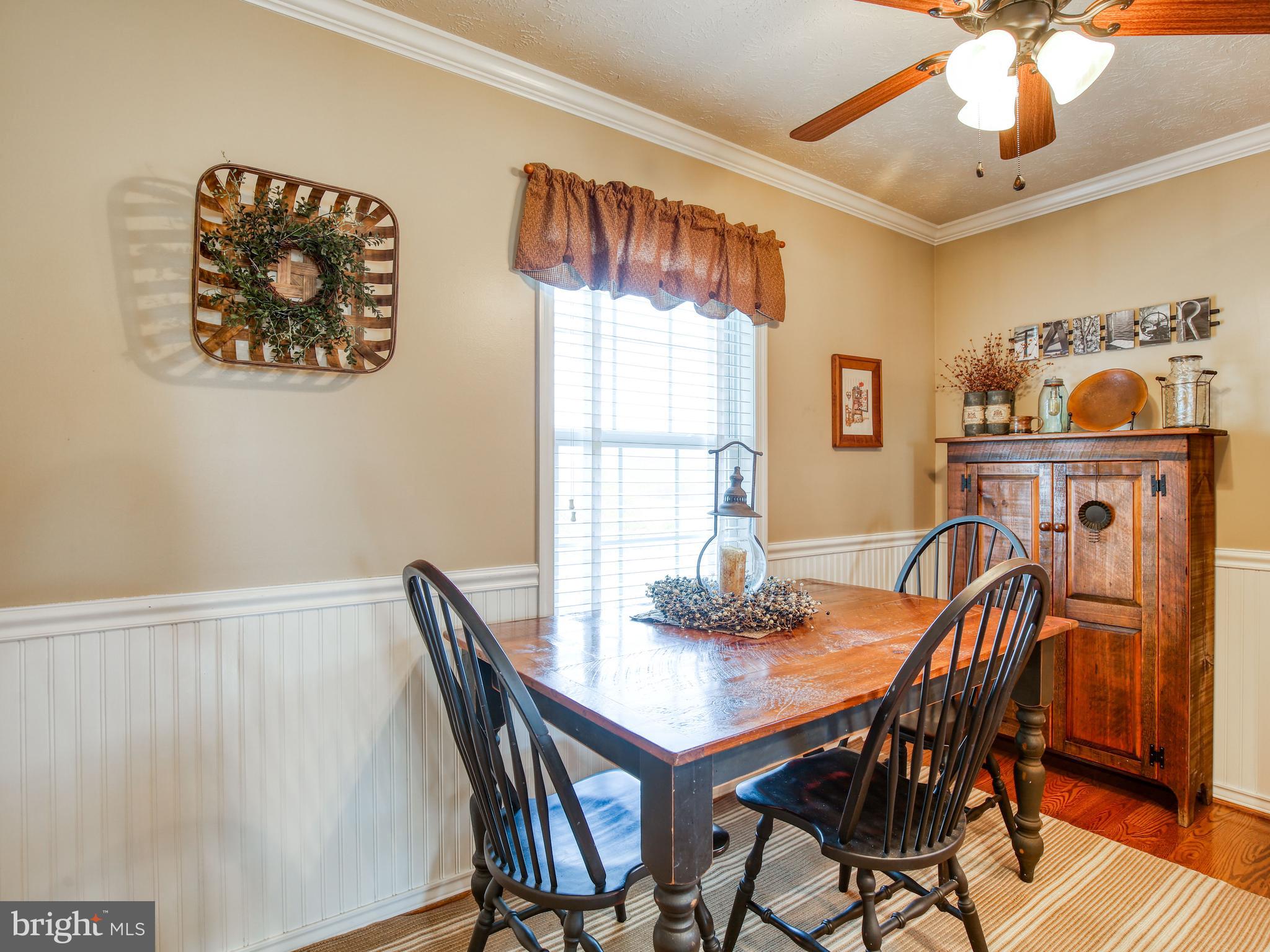 1714 Apple Pie Ridge Road Winchester, VA 22603 - Photo 22 of 44 Breakfast nook in kitchen