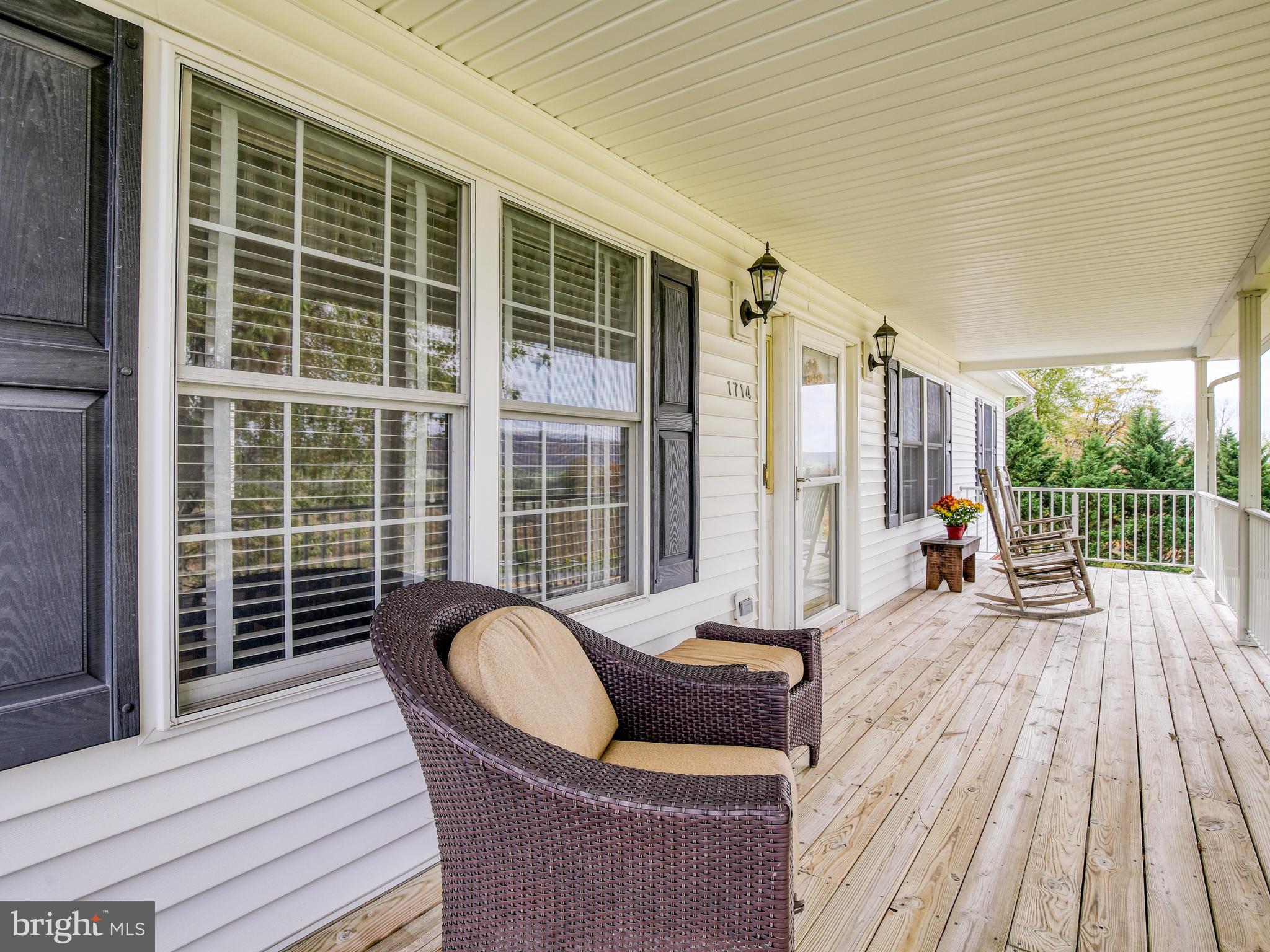 1714 Apple Pie Ridge Road Winchester, VA 22603 - Photo 7 of 44 Front porch