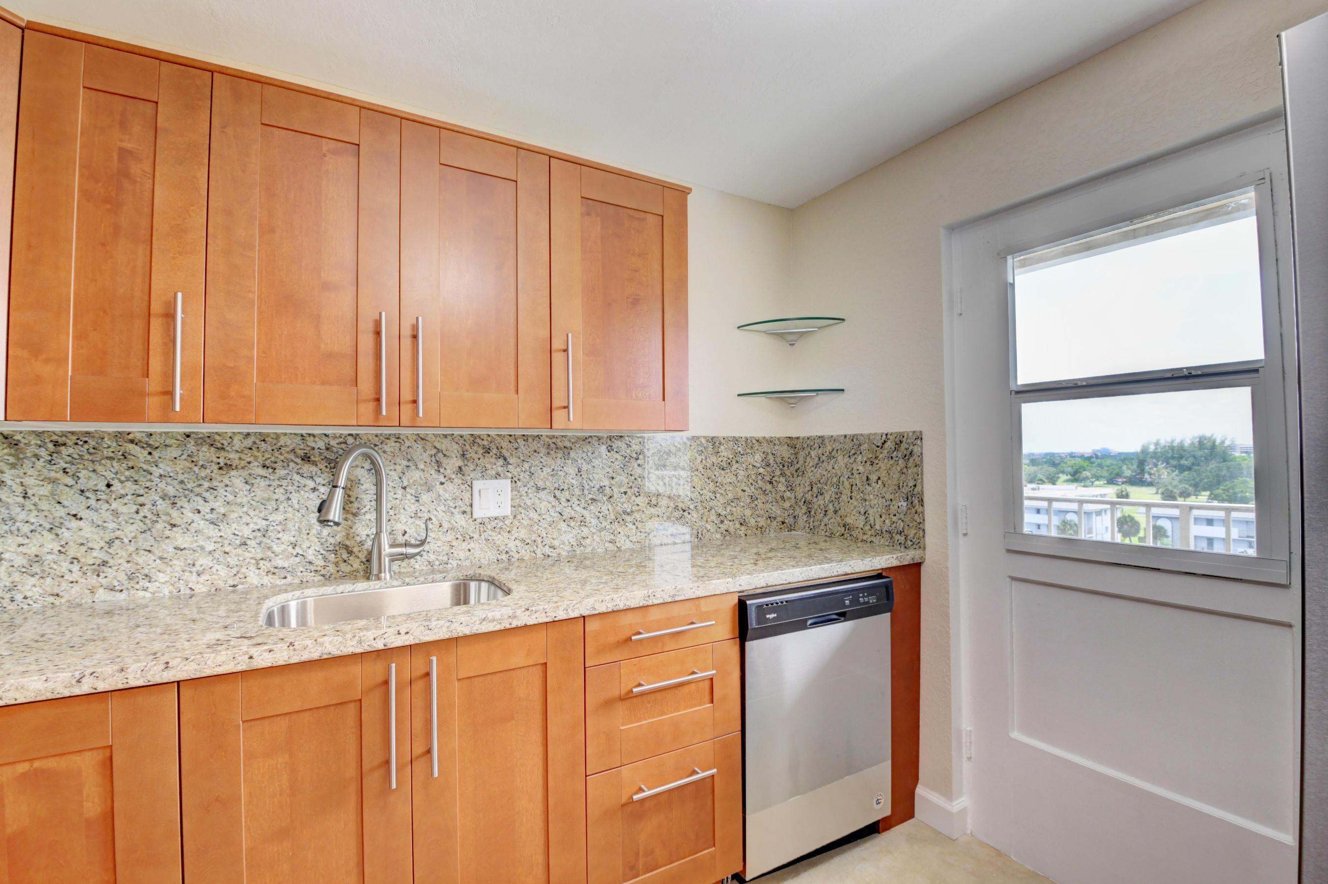 5500 Northwest 2nd Avenue, Unit 715 Boca Raton, FL 33487 - Photo 4 of 20 11_dsc_3655_6_7_8_9