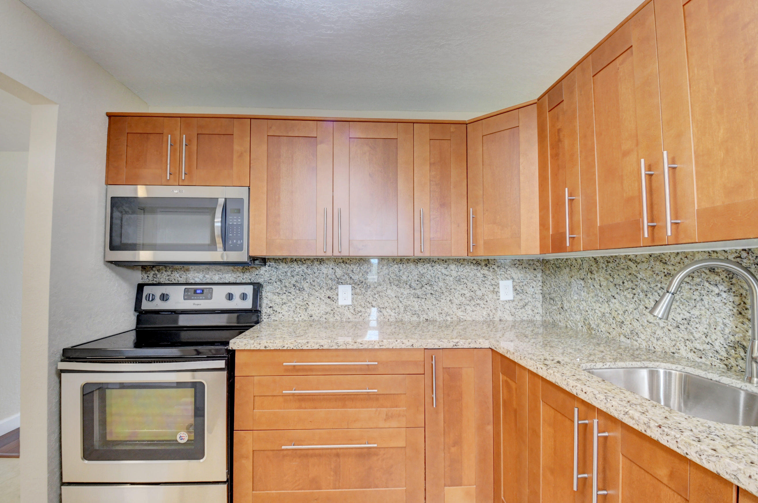 5500 Northwest 2nd Avenue, Unit 715 Boca Raton, FL 33487 - Photo 5 of 20 13_dsc_3665_6_7_8_9