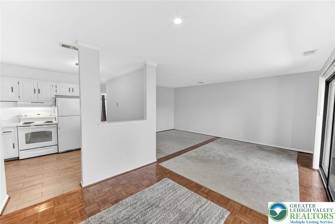 12 Fairway Road Reading, PA 19607 - Photo 3 of 20 Gallery Image 3