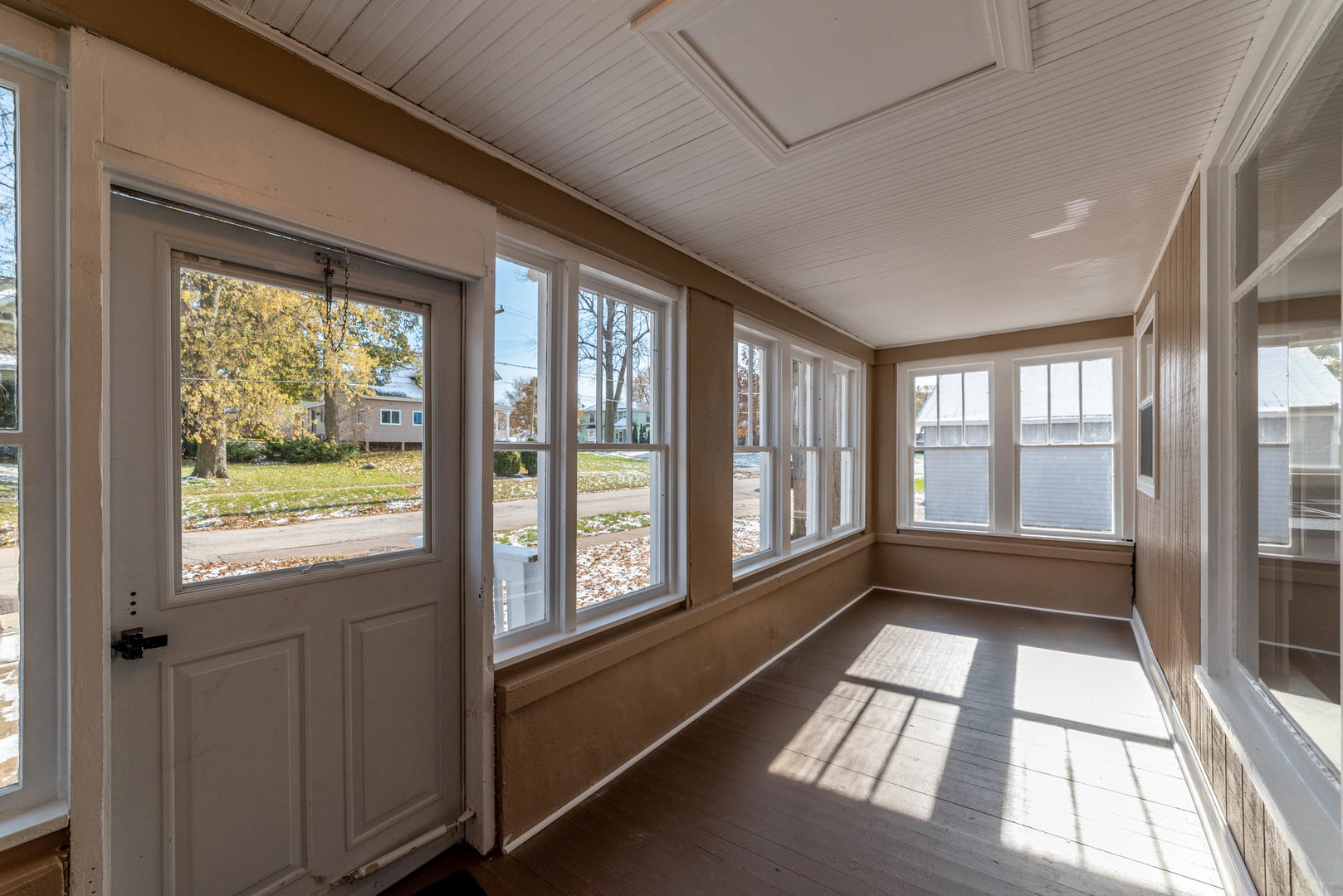 404 Garfield Road Harvard, IL 60033 - Photo 23 of 30 a view of an empty room with a window