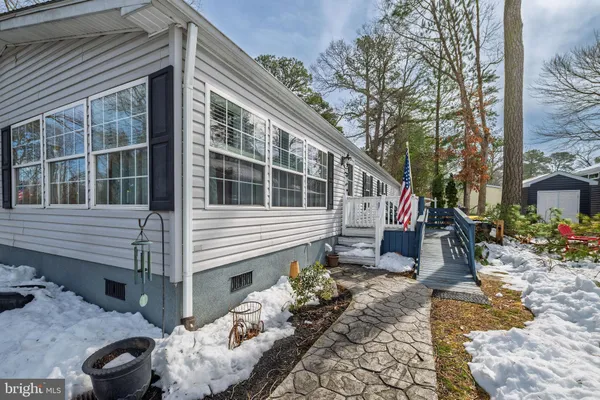 $224,900 | 33606 Lakeshore Circle, Millsboro, DE 19966