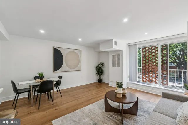 $2,650 | 800 4th Street Southwest, Unit S121, Washington, DC 20024