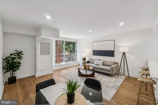 $2,650 | 800 4th Street Southwest, Unit S121, Washington, DC 20024